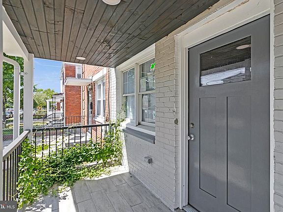 5th image of 5532 C St SE