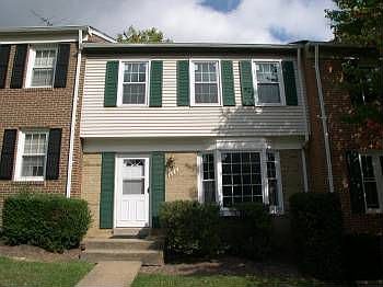 1st image of 904 Sherwood Ct