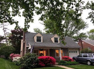 304 Greenview Ln, Havertown, PA 19083