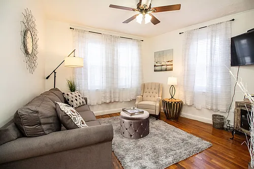 191 Kent St #1 Photo 1