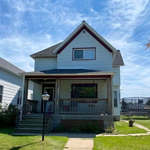 1st image of 827 Carney Blvd