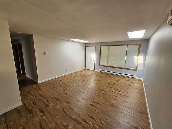 5th image of 7903 127th Pl NE
