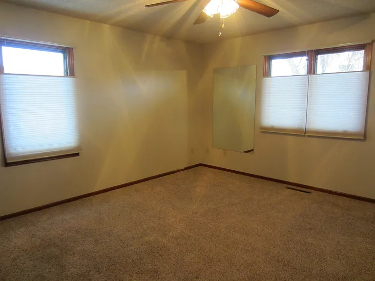 1339 Aspen Pl — Photo 8