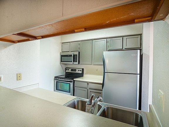 5th image of 18511 Egret Bay Blvd APT 205