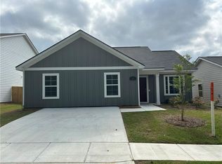 25 Whiterock Rd, Phenix City, AL 36869