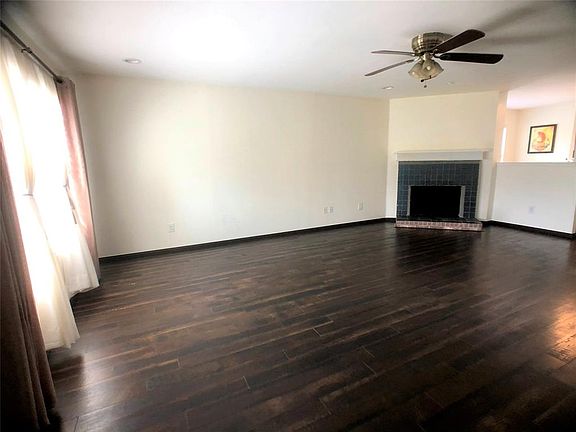 2nd image of 8015 York Beach Pl