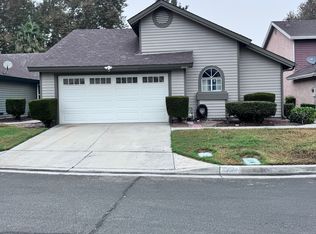 1224 W Victoria St, Rialto, CA 92376