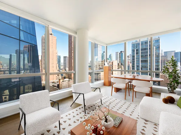 400 Park Avenue South image 1 of 18