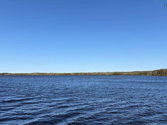 3rd image of Lots Ostrea Lake Rd