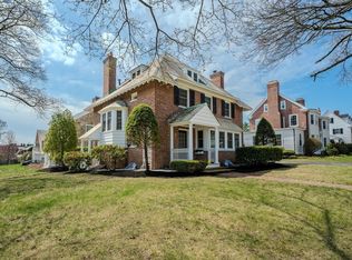 2 William St, Andover, MA 01810