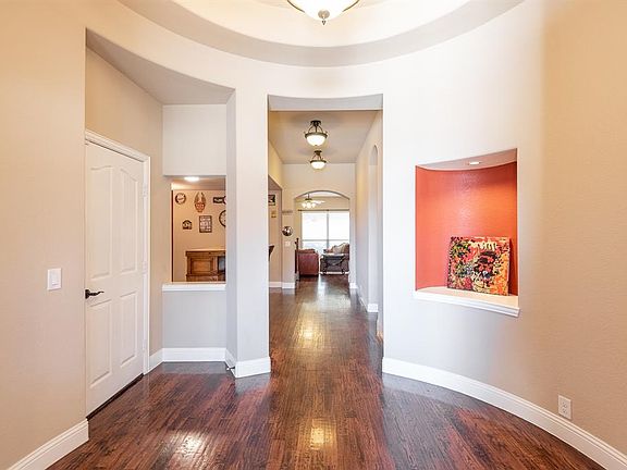 5th image of 1001 Cliveden Blvd