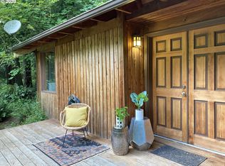 21152 E Mountain Creek Cir, Rhododendron, OR 97049