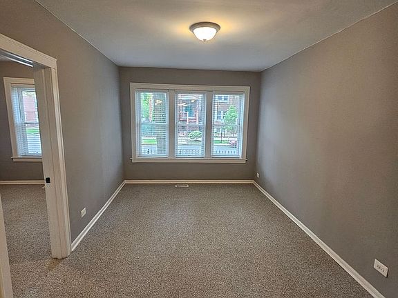 3rd image of 1501-1503 N Kolin W 1501 #4316-4322-2