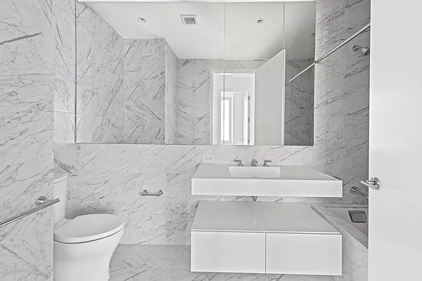 Rented by Compass | media 27