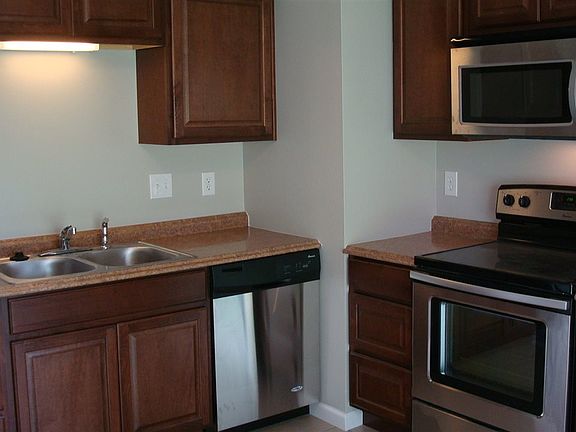 5th image of 512 Old Cannon Way