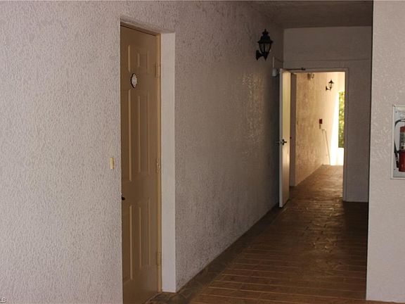 5th image of 13131 Bella Casa Cir APT 3137