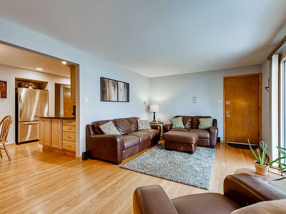 5th image of 6466 N Northwest Hwy APT C2