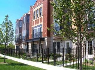 3141 N Campbell Ave, Chicago, IL 60618