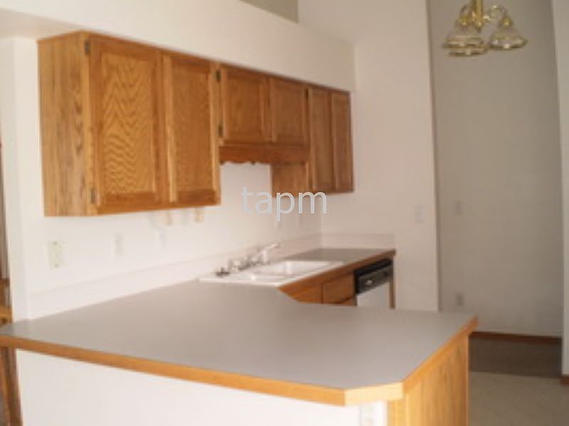 2nd image of 1462 44th Avenue Pl