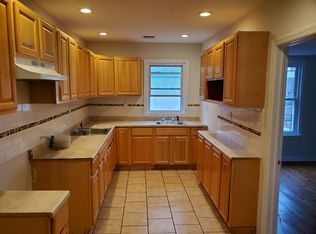 28 Stegman St #2E, Jersey City, NJ 07305