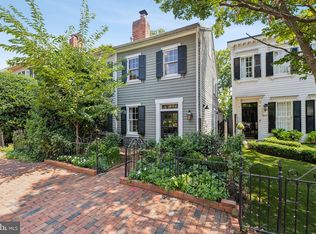 1643 35th St NW, Washington, DC 20007