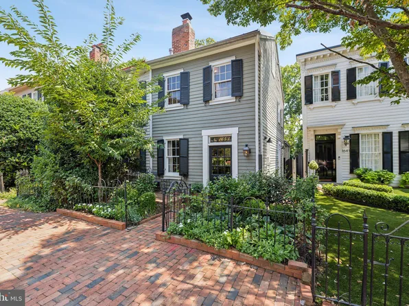 1643 35th St NW, Washington, DC 20007