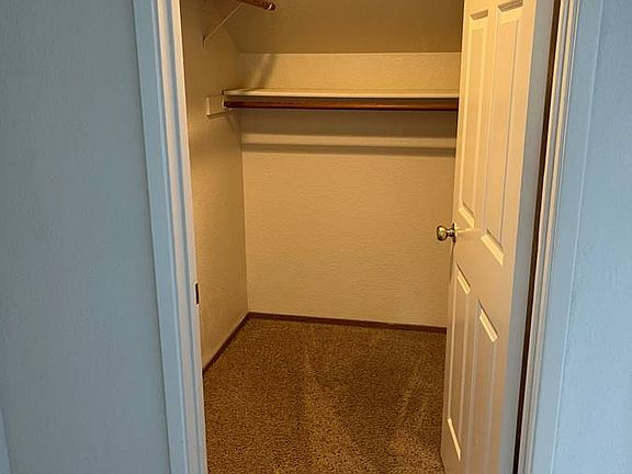 3rd image of 2608 Phoebe Ln