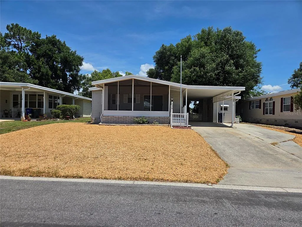 3 bed, 2.0 bath, 1568 sqft, $1,600 — Photo 1