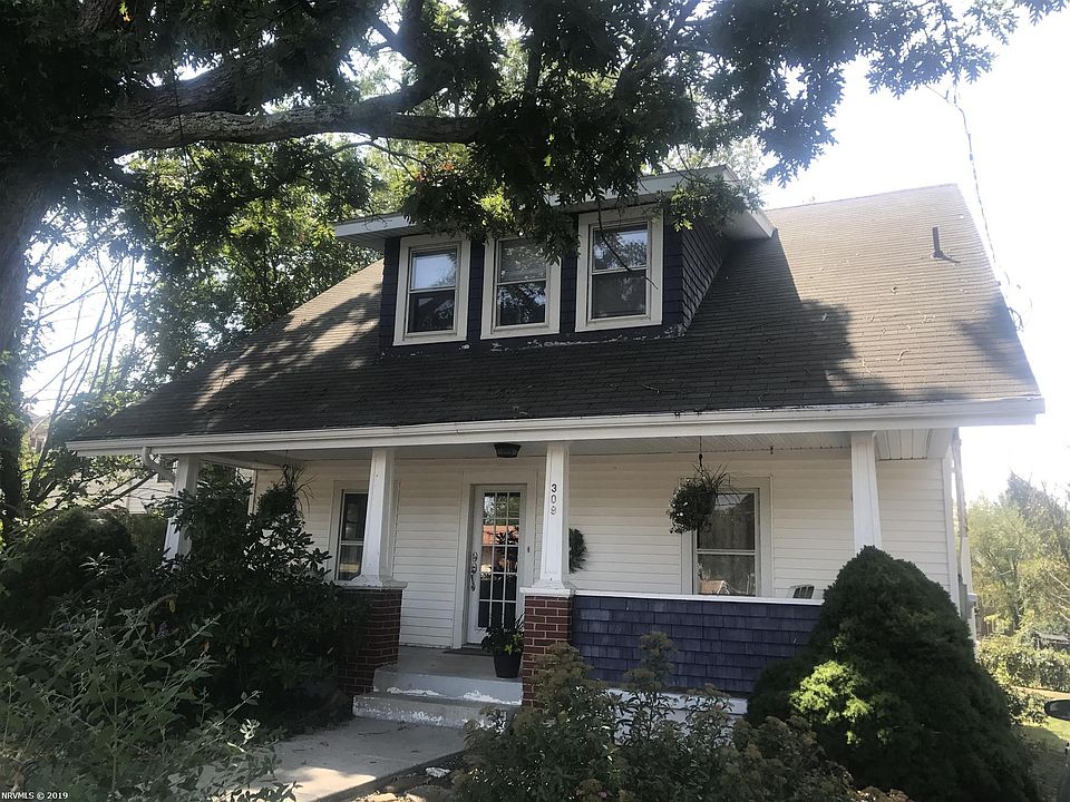 1st image of 309 Park St