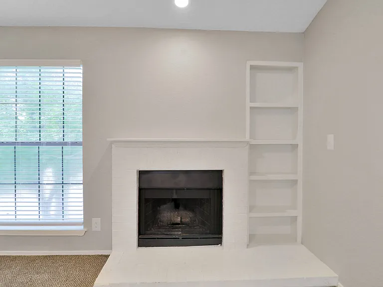 Silverwood Apartments — Photo 55