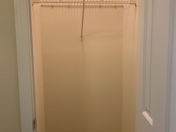 4th image of 1790 Clubhouse Dr APT 6