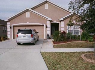 10118 Celtic Ash Dr, Ruskin, FL 33573