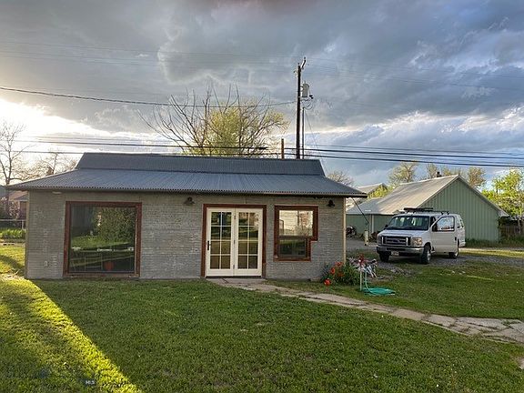 3rd image of 308 E 7th Ave