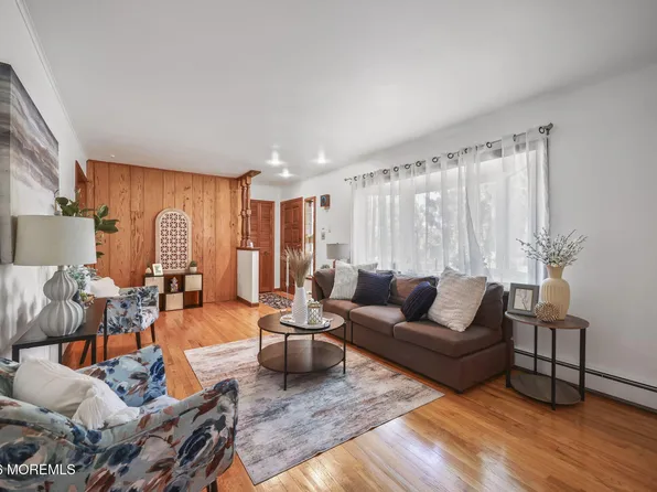 2061 Florence Avenue, Hazlet, NJ 07730