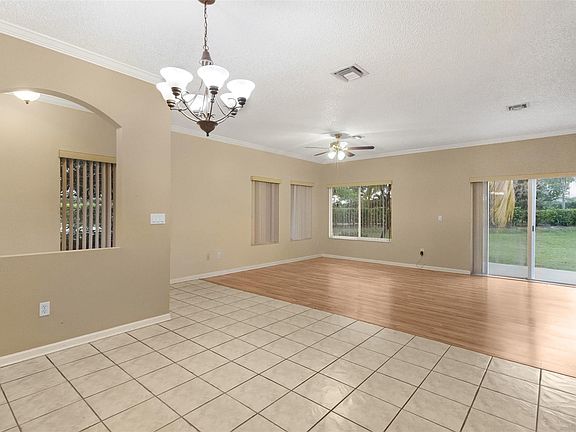 5th image of 4652 SW 13th Street