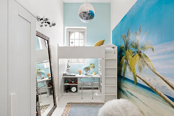 Sold by Corcoran | media 16