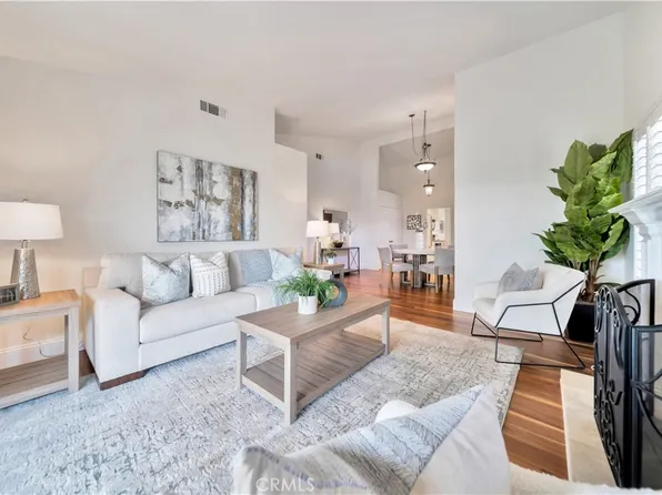 6021 E Montefino Ln, Anaheim, CA 92807