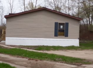 16 Squirrel Ln, Birch Run, MI 48415