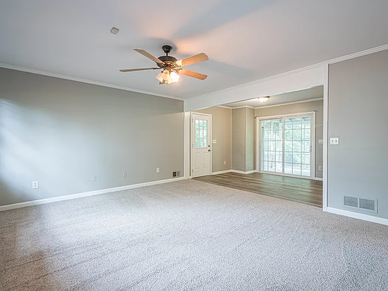 960 Old Canton Rd — Photo 28