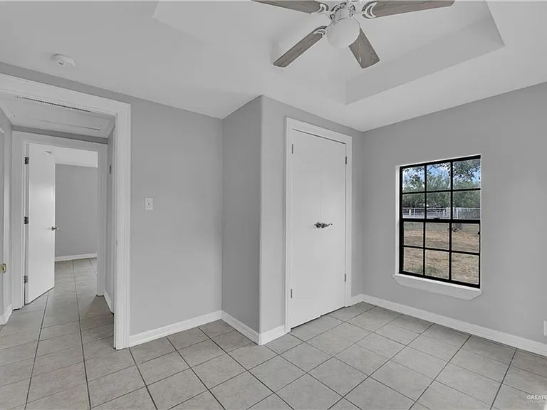 216 S Inspiration Blvd — Photo 9