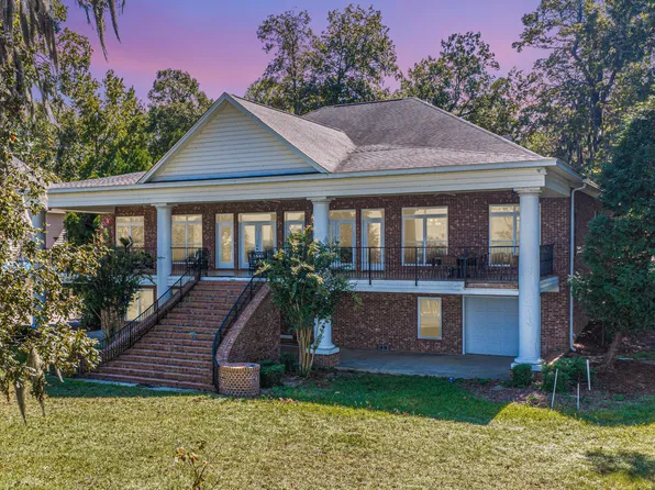 113 Big Dog Ln, Eutawville, SC 29048