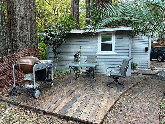 2nd image of 249 Madrone Ave