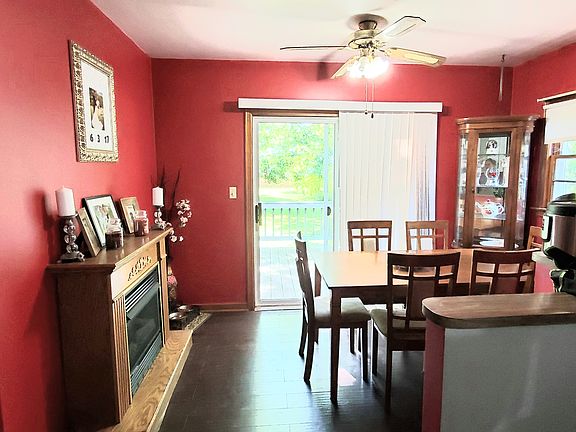 4th image of 2877 Cass St