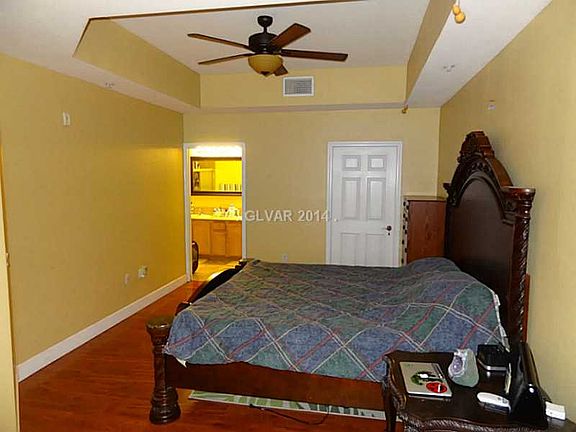 4th image of 55 E Agate Ave Unit 205