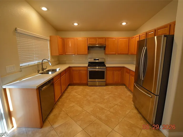 8398 Hollywood Hills Ave — Photo 6