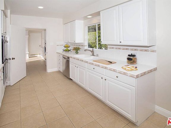5th image of 12101 W Sunset Blvd