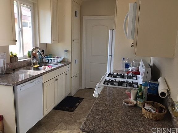 3rd image of 5353 Canoga Ave APT 7