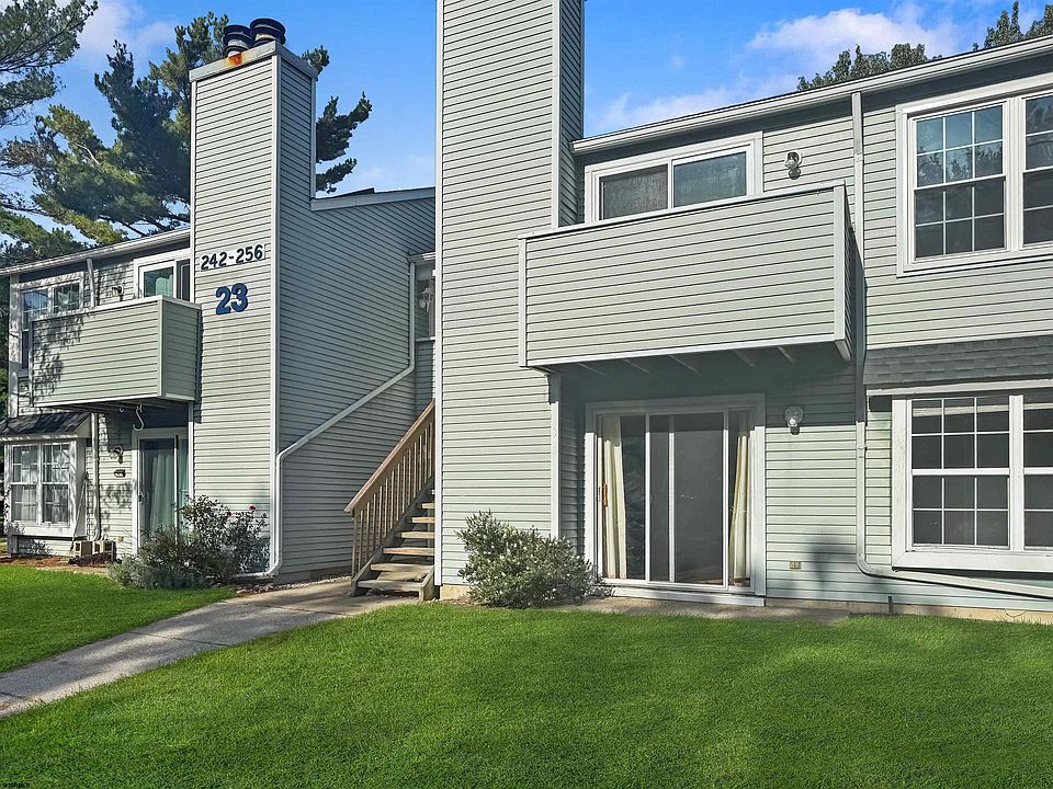 1st image of 250 Meadow Ridge Rd Unit 250
