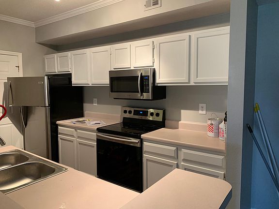 5th image of 5608 Pinnacle Heights Cir APT 312