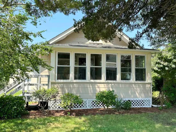 747 Havana Ave, Egg Harbor City, NJ 08215